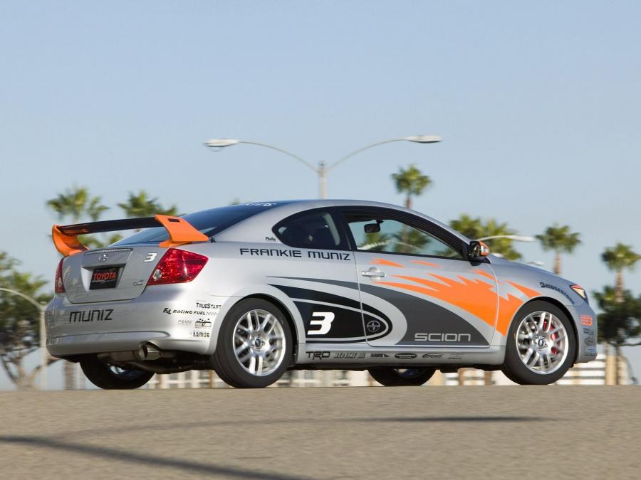  Scion tC Pro/Celebrity Race 2005 года  (фото 4 из 7)